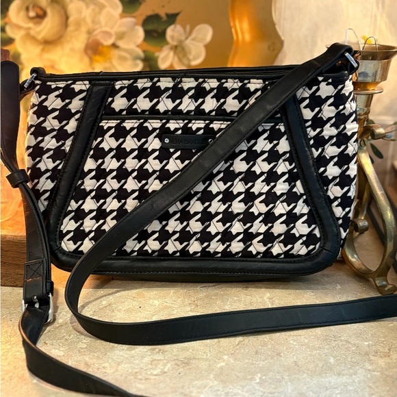 Vera Bradley Women's Trimmed Trapeze Crossbody Midnight Houndstooth - Picture 1 of 12